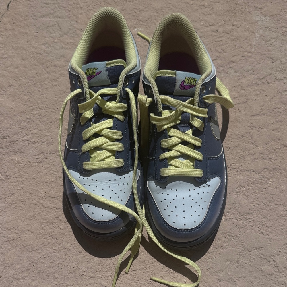 Nike Dunk Low - Halloween i am fearless Sneakers Sz 5